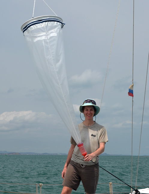 Laura trocknet das Planktonnetz